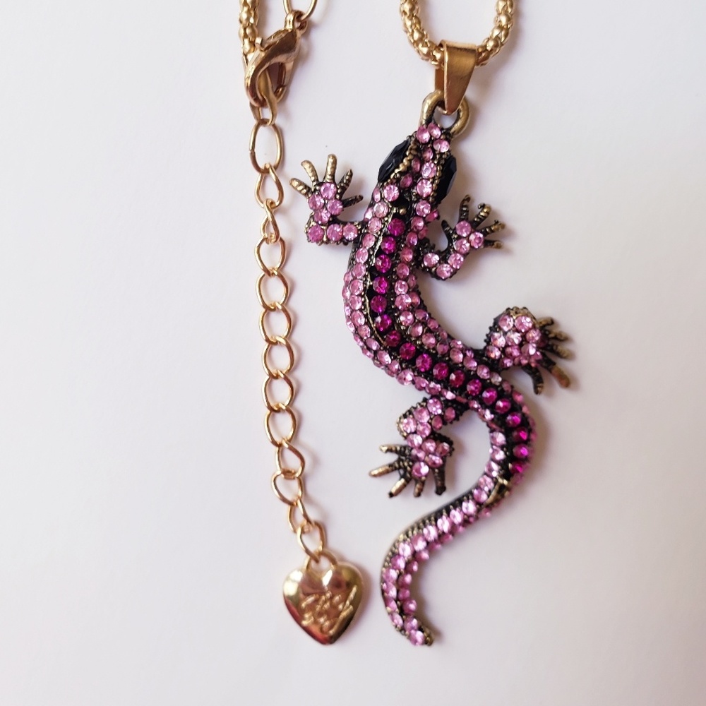 Rhinestone Lizard Necklace